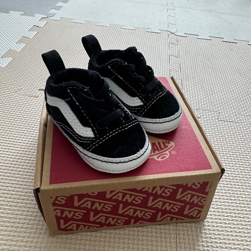 Baby Vans Old Skool Crib Sneaker 1.0